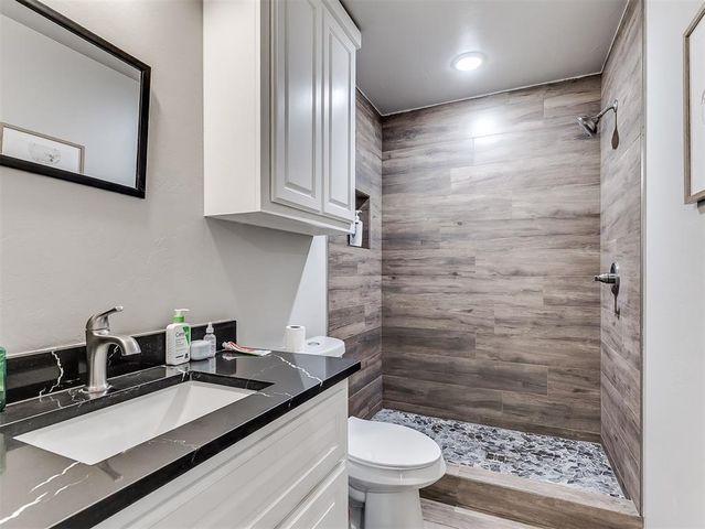 7270 Avondale Lane, Piedmont, OK 73078