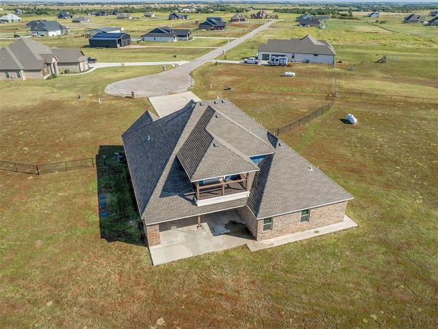 7270 Avondale Lane, Piedmont, OK 73078