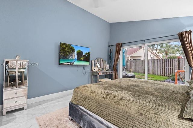 6952 NW 27th Ct 6952, Margate, FL 33063