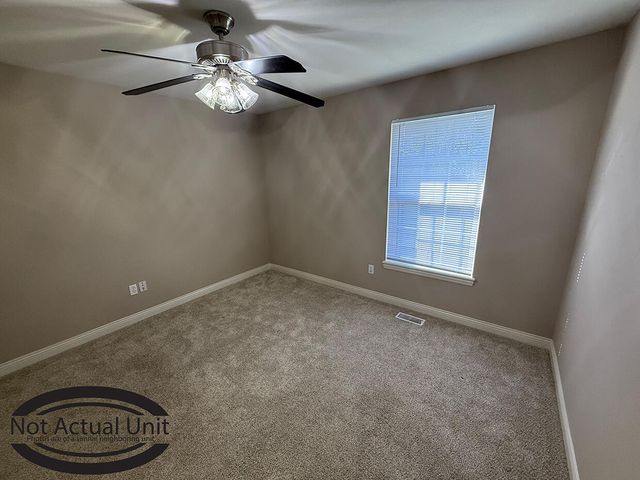 1742 ORIE DR, Columbia, MO 65202