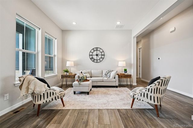 8735 S Quemoy Street, Aurora, CO 80016