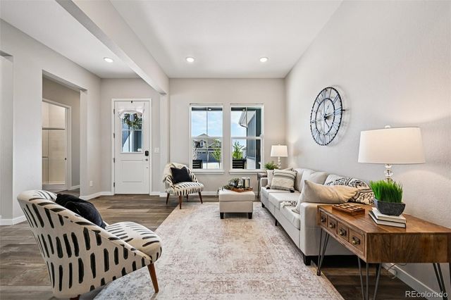 8735 S Quemoy Street, Aurora, CO 80016