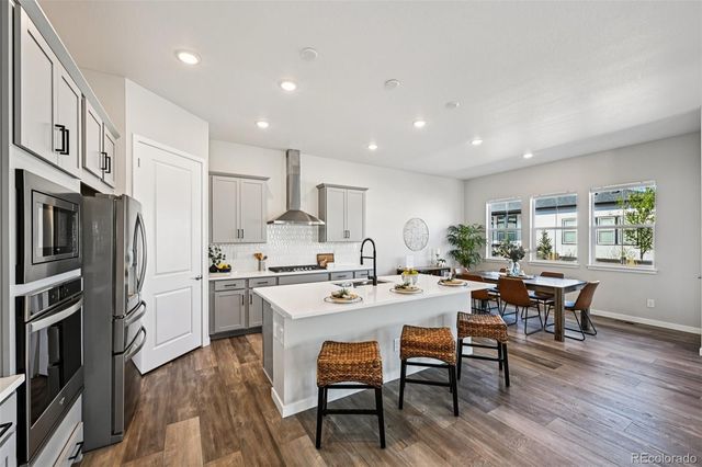 8735 S Quemoy Street, Aurora, CO 80016