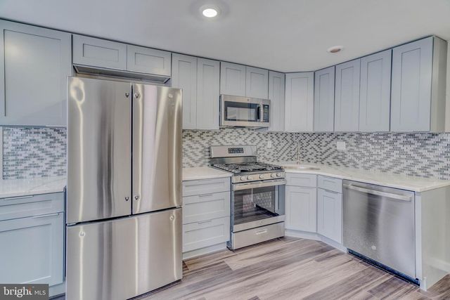 7322 DREXEL RD, Philadelphia, PA 19151