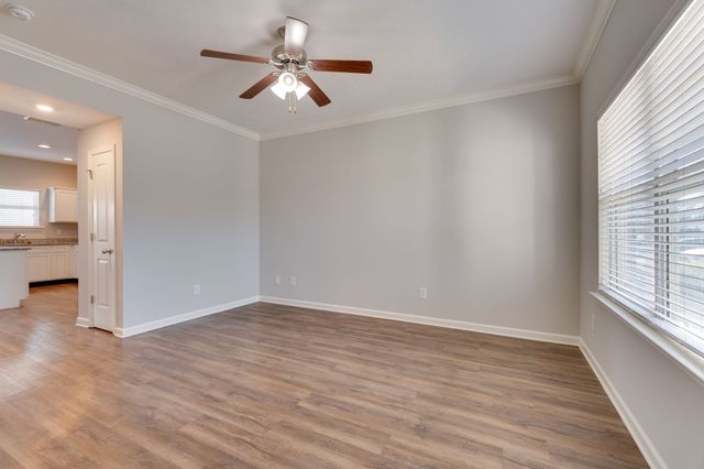 810 Staten Dr, Murfreesboro, TN 37128