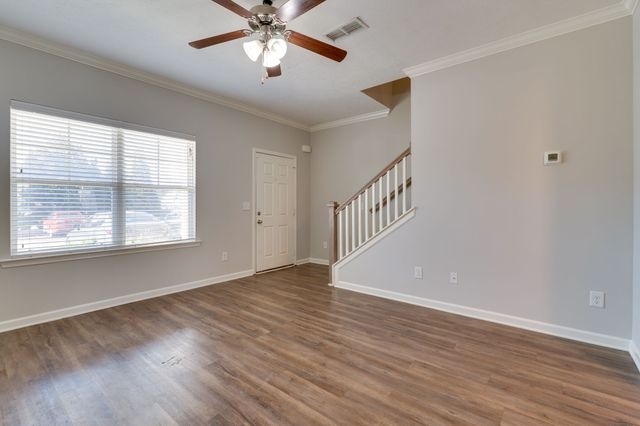 810 Staten Dr, Murfreesboro, TN 37128