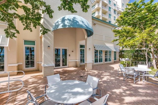 350 N Federal Highway 810, Boynton Beach, FL 33435