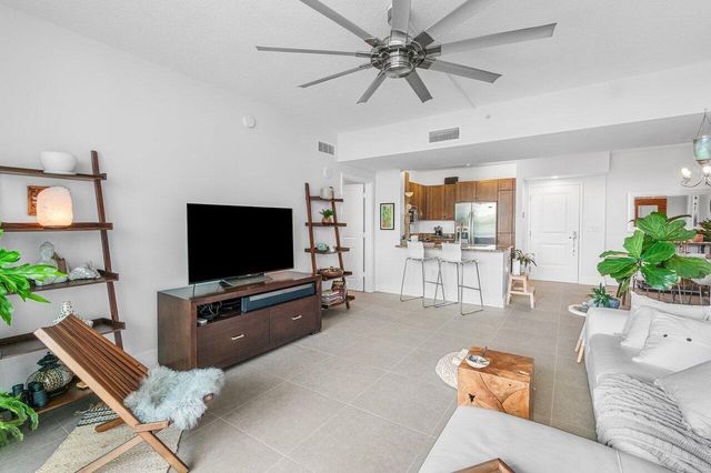 350 N Federal Highway 810, Boynton Beach, FL 33435