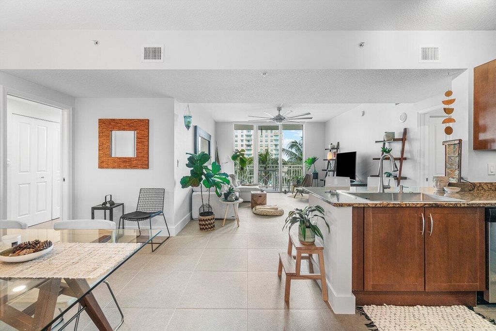 350 N Federal Highway 810, Boynton Beach, FL 33435