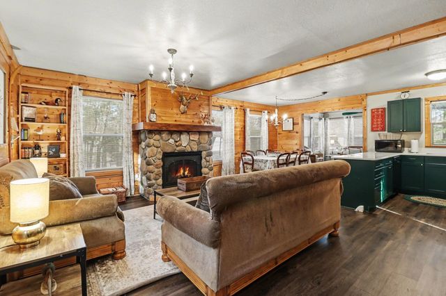 5526 Longbridge Road, Pentwater, MI 49449