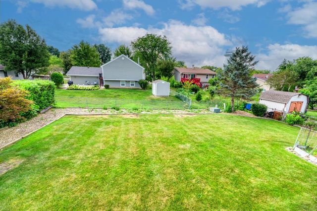 260 Cunningham Lane, Bloomingdale, IL 60108