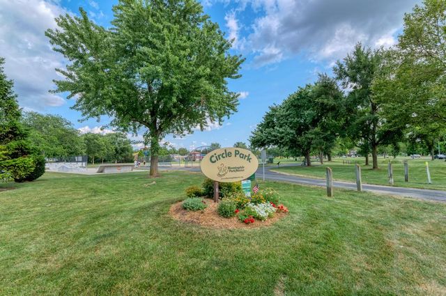260 Cunningham Lane, Bloomingdale, IL 60108