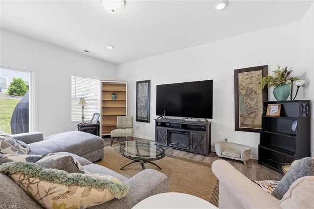 103 Oleo Lane, Greensboro, NC 27455