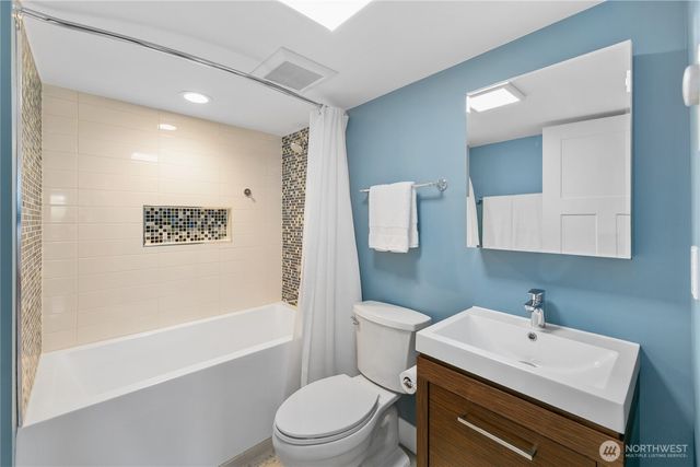 3421 10th Avenue W, Seattle, WA 98119