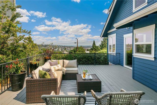 3421 10th Avenue W, Seattle, WA 98119