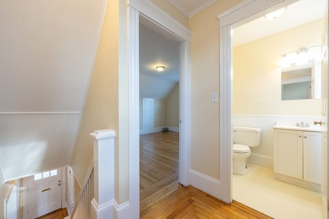 46 Oak St, Attleboro, MA 02703