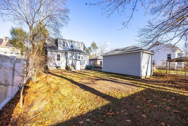 46 Oak St, Attleboro, MA 02703
