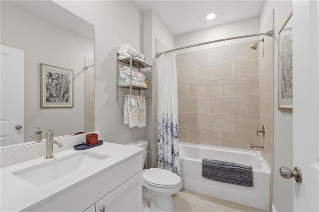 1413 Bluffs Ridge Way, Canton, GA 30114