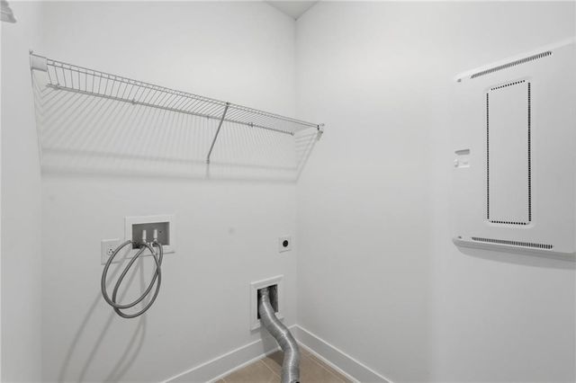 1413 Bluffs Ridge Way, Canton, GA 30114