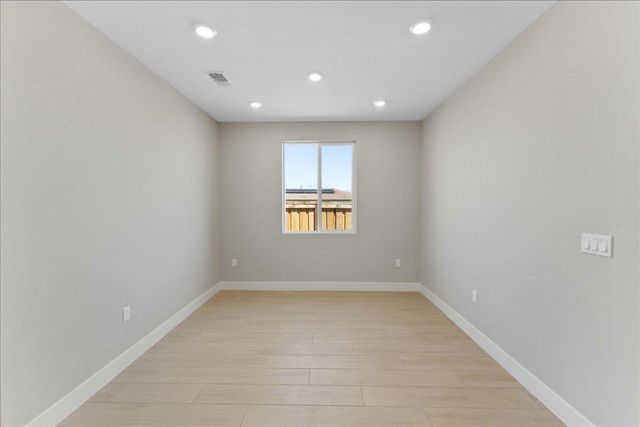 3167 Woody Way, Hollister, CA 95023