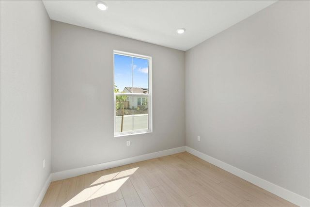 3167 Woody Way, Hollister, CA 95023