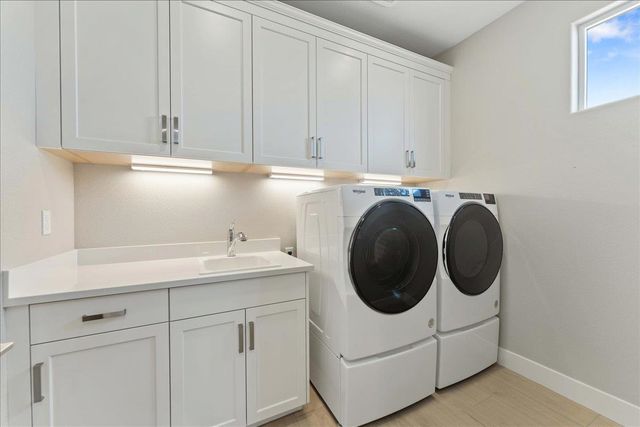 3167 Woody Way, Hollister, CA 95023