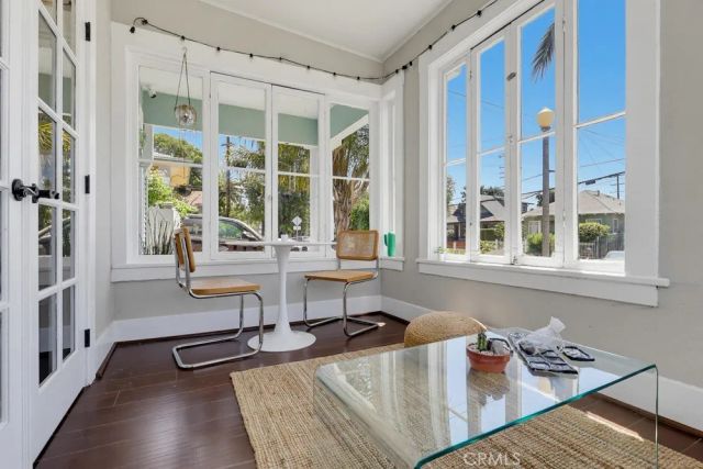 551 W 8th Street, Long Beach, CA 90813