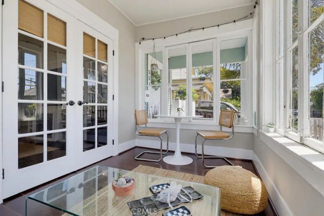 551 W 8th Street, Long Beach, CA 90813