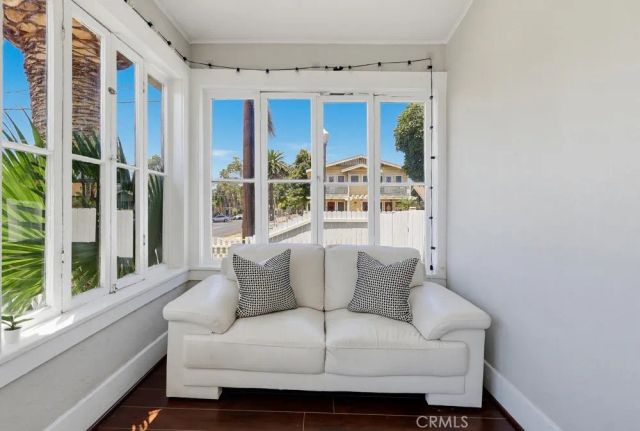 551 W 8th Street, Long Beach, CA 90813