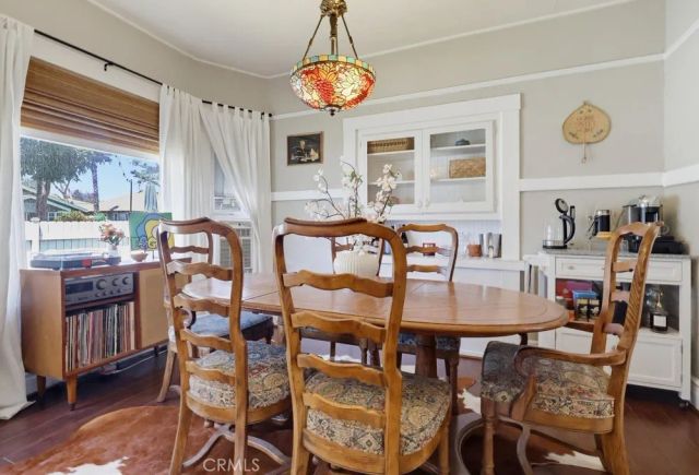 551 W 8th Street, Long Beach, CA 90813