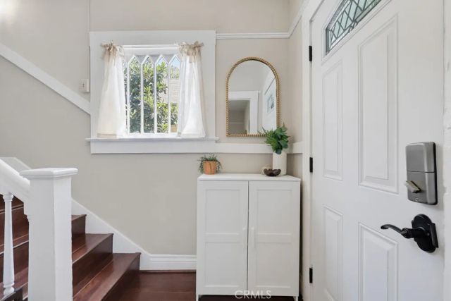 551 W 8th Street, Long Beach, CA 90813