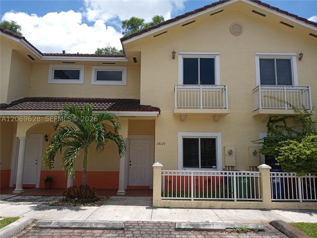 18125 NW 74th Ct 18125, Hialeah, FL 33015