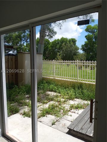 18125 NW 74th Ct 18125, Hialeah, FL 33015