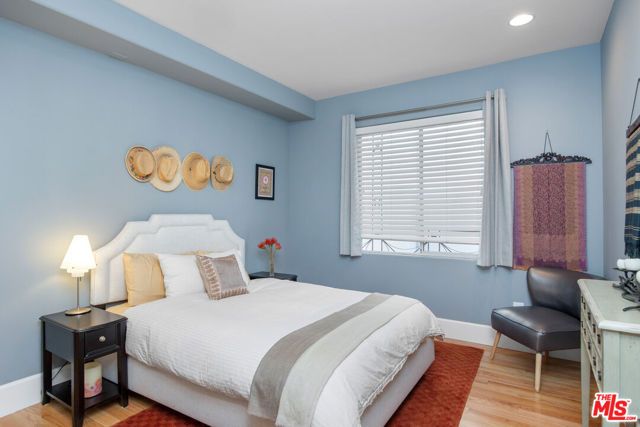 11723 Goshen Avenue 302, Los Angeles, CA 90049