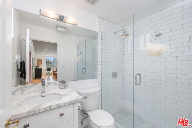 11723 Goshen Avenue 302, Los Angeles, CA 90049