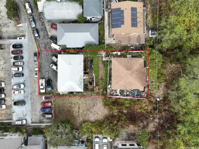 1615 Emerson Street B1, Honolulu, HI 96813