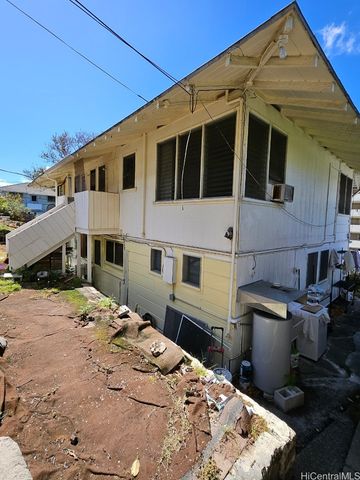 1615 Emerson Street B1, Honolulu, HI 96813