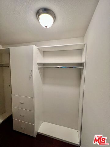 355 N Maple Street 201, Burbank, CA 91505