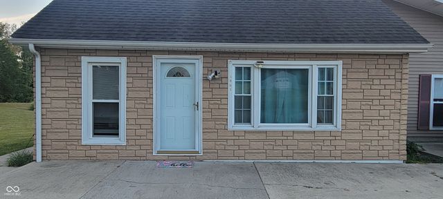 1905 W Brownstown Road, North Vernon, IN 47265