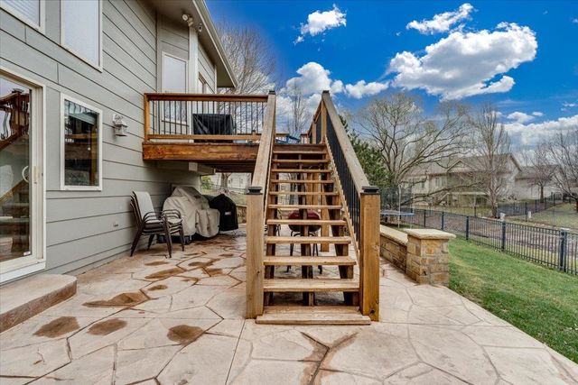 626 N SOMERSET CT, Andover, KS 67002