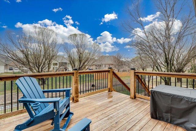 626 N SOMERSET CT, Andover, KS 67002