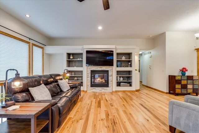 626 N SOMERSET CT, Andover, KS 67002