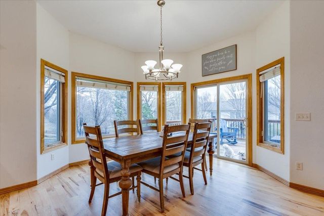 626 N SOMERSET CT, Andover, KS 67002