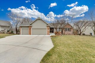 626 N SOMERSET CT, Andover, KS 67002