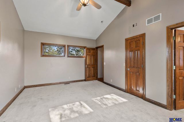 1900 N 162nd Street, Lincoln, NE 68527