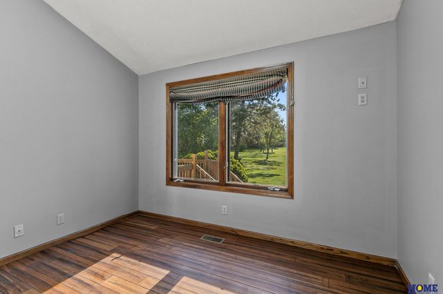 1900 N 162nd Street, Lincoln, NE 68527