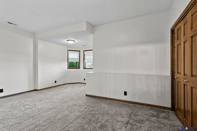 1900 N 162nd Street, Lincoln, NE 68527