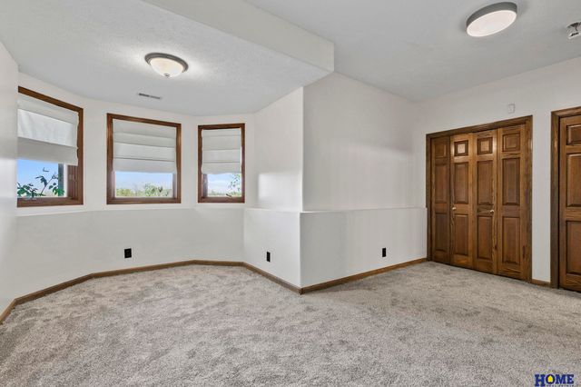 1900 N 162nd Street, Lincoln, NE 68527