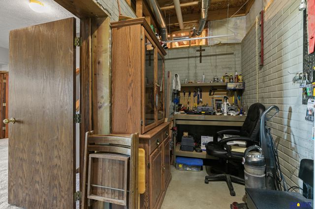 1900 N 162nd Street, Lincoln, NE 68527