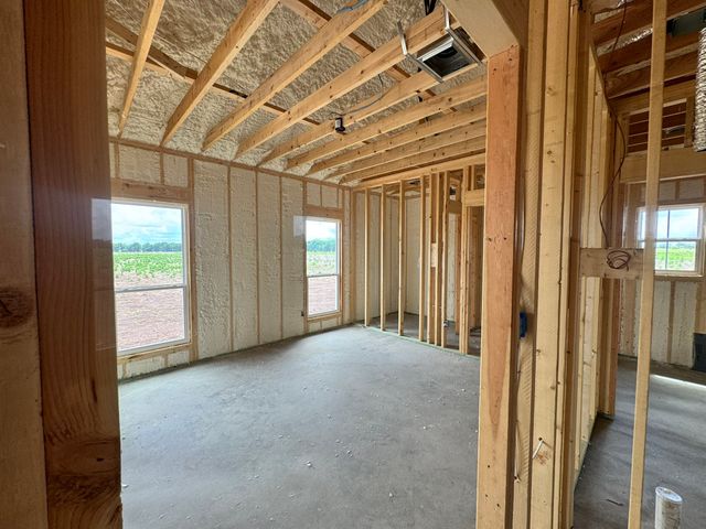173 Willow Branch Road, Mcgregor, TX 76657